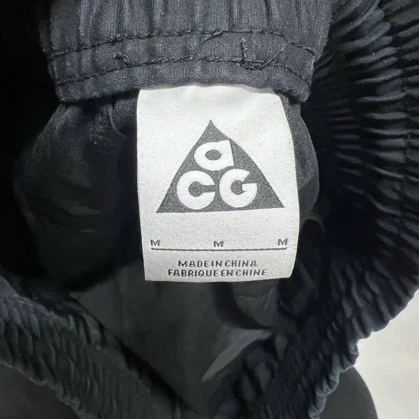 [SOLD OUT] 나이키 acg 팬츠 M