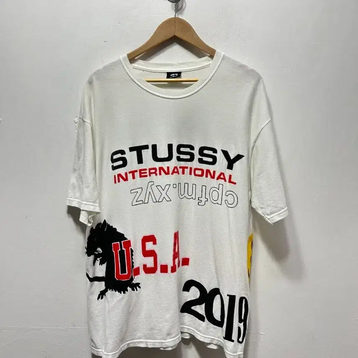 [SOLD OUT] 스투시 인터내셔널 반팔 티셔츠 화이트 XL
