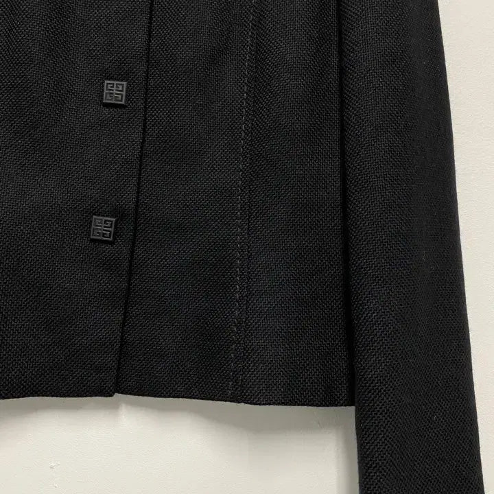 [BUNJANG] 빈티지 HI FORMAL by GIVENCHY 로고 버튼 울자켓 / 빈티지 HI FORMAL by GIVENCHY 로고 버튼 울자켓