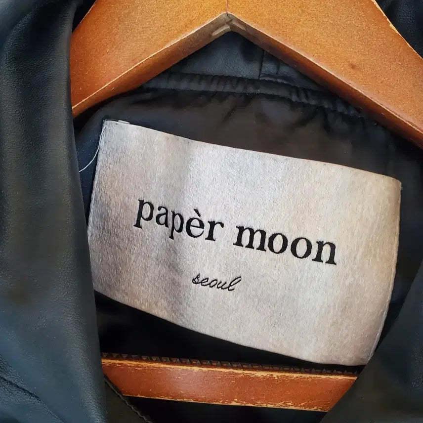 [BUNJANG] paper moon 페이퍼문 레더아노락 free / paper moon 페이퍼문 레더아노락 free