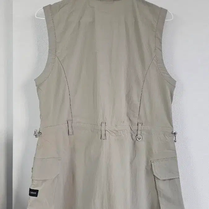 [SOLD OUT] 젝시믹스/ 베이지색 빅포켓 스트링 집업원피스 m