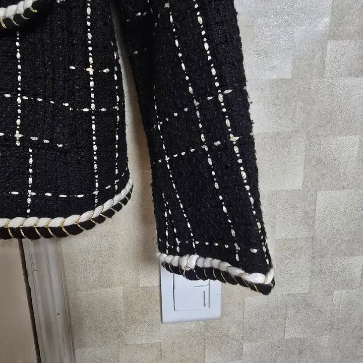 [BUNJANG] HanYiYu Tweed Jacket Black / HanYiYu 트위드 자켓 블랙