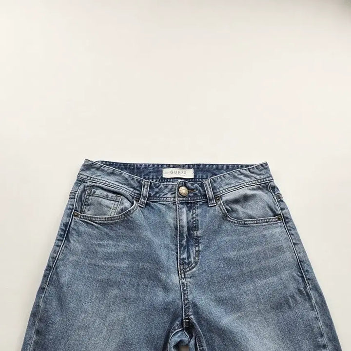 [SOLD OUT] 게스 청바지 슬림 연청 스판 데님 사이즈28 R5165