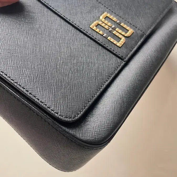 [SOLD OUT] 닥스 블랙 DD 로고 클러치백