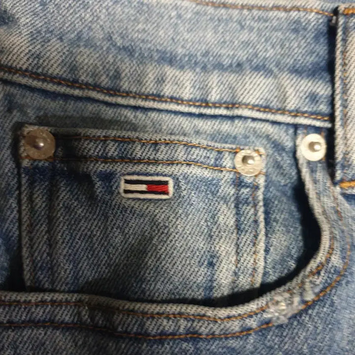 [BUNJANG] Tommy Jeans Relaxed Crop Stretch Washed Denim Pants Indigo / 타미진스 릴렉스드 크롭 스트레치 워싱 데님팬츠 인디고 (28)