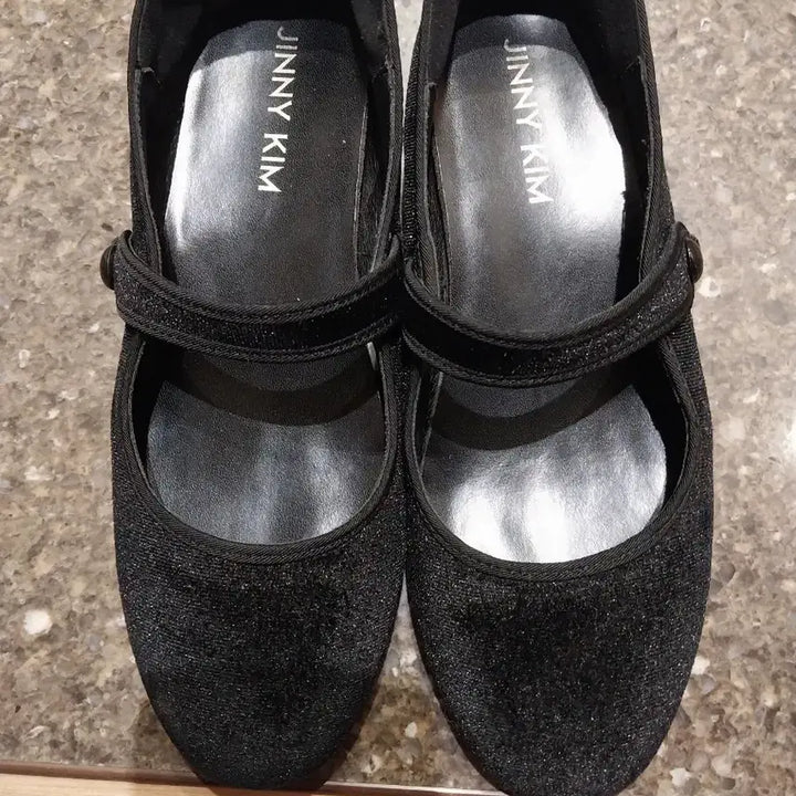 [BUNJANG] Jini Kim Black Mary Jane Shoes / 지니킴 펄감있는 블랙 메리제인슈즈 235
