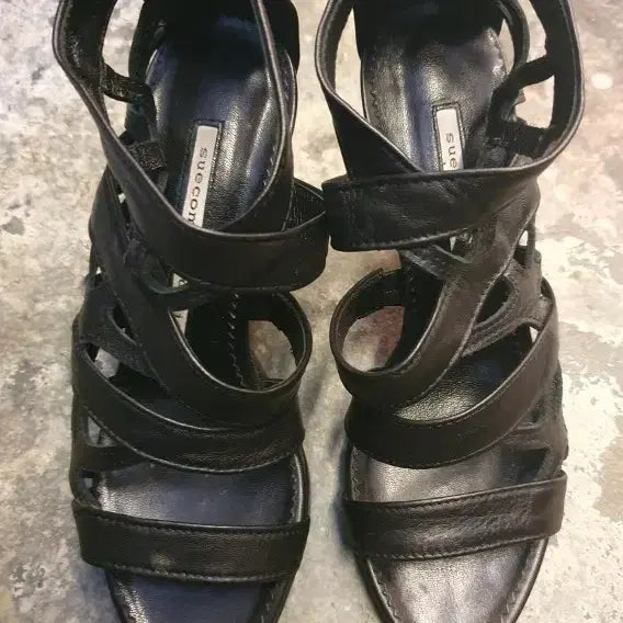 [BUNJANG] Suecomma Bonnie Black Strap Heels / 슈콤마보니 블랙 스트랩 힐