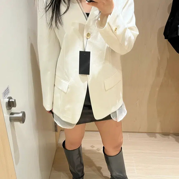 [BUNJANG] MIXXO Two-Way Oversized V-Neck Jacket Ivory / 미쏘 투웨이 오버핏 브이넥 자켓 아이보리 (택달린 새상품, 착샷 O)
