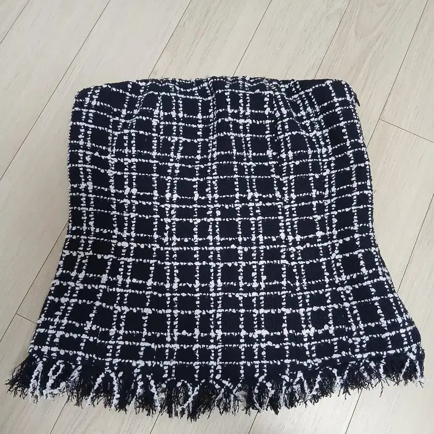 [BUNJANG] The Row Fringe Tweed Classic Top - Navy / 더로랑 프린지 트위드클래식 탑 m 네이비