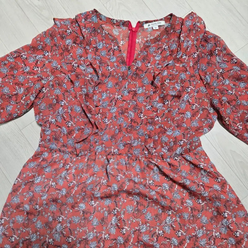 [SOLD OUT] 써스데이아일랜드 쉬폰 플라워 패턴 미디 원피스