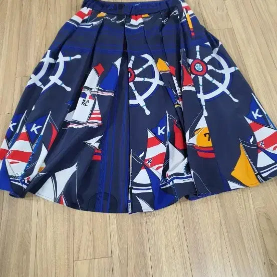 [BUNJANG] Karl Lagerfeld Yacht Pattern Pleated Skirt / 칼 라거펠트 요트 패턴 플리츠 스커트