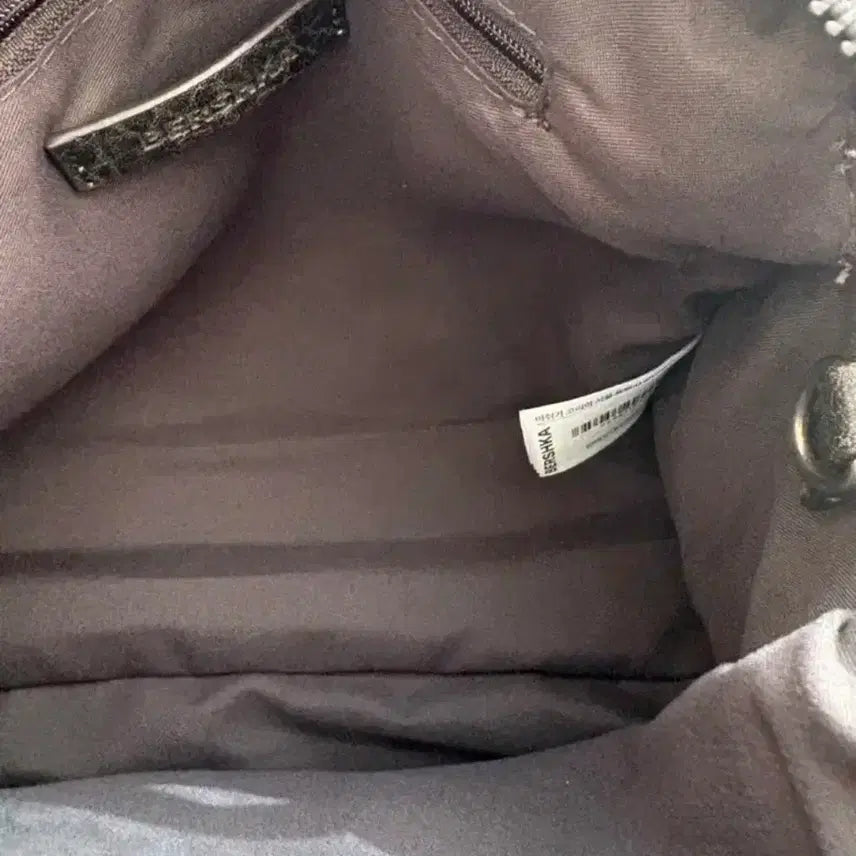 [SOLD OUT] 버쉬카 bershka city bag빈티지 스타일 블랙 가죽 숄더백