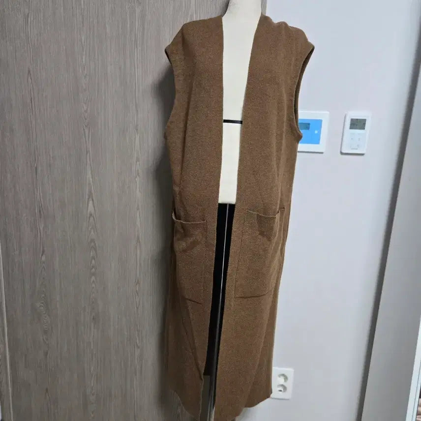 [BUNJANG] Gobi Cashmere 100% Long Knit Vest / 고비 캐시미어 롱 니트 조끼 브라운 포켓 베스트