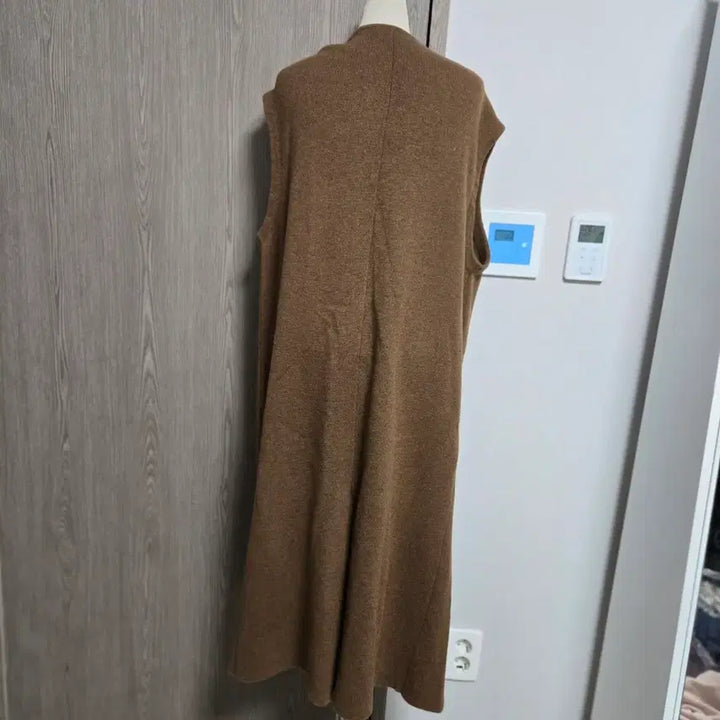[BUNJANG] Gobi Cashmere 100% Long Knit Vest / 고비 캐시미어 롱 니트 조끼 브라운 포켓 베스트