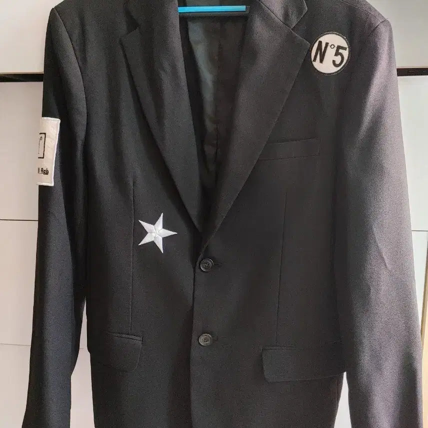 [BUNJANG] Zadig &amp; Voltaire Style Patch Detail Black Jacket / 블랙 자켓 패치 장식