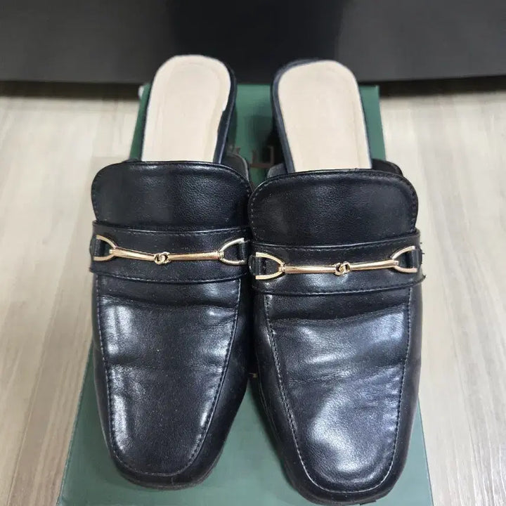 [BUNJANG] Black Mule Slippers (Size 230) / 230블랙 슬리퍼구두 뮬 높이5