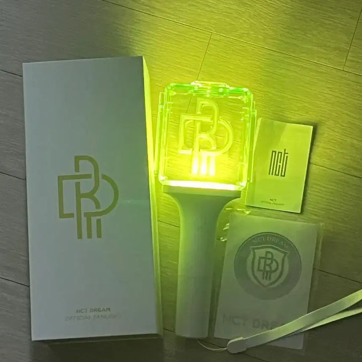 [SOLD OUT] 엔시티 응원봉 양도/믐뭠봄 양도/엔시티 드림 응원봉 양도