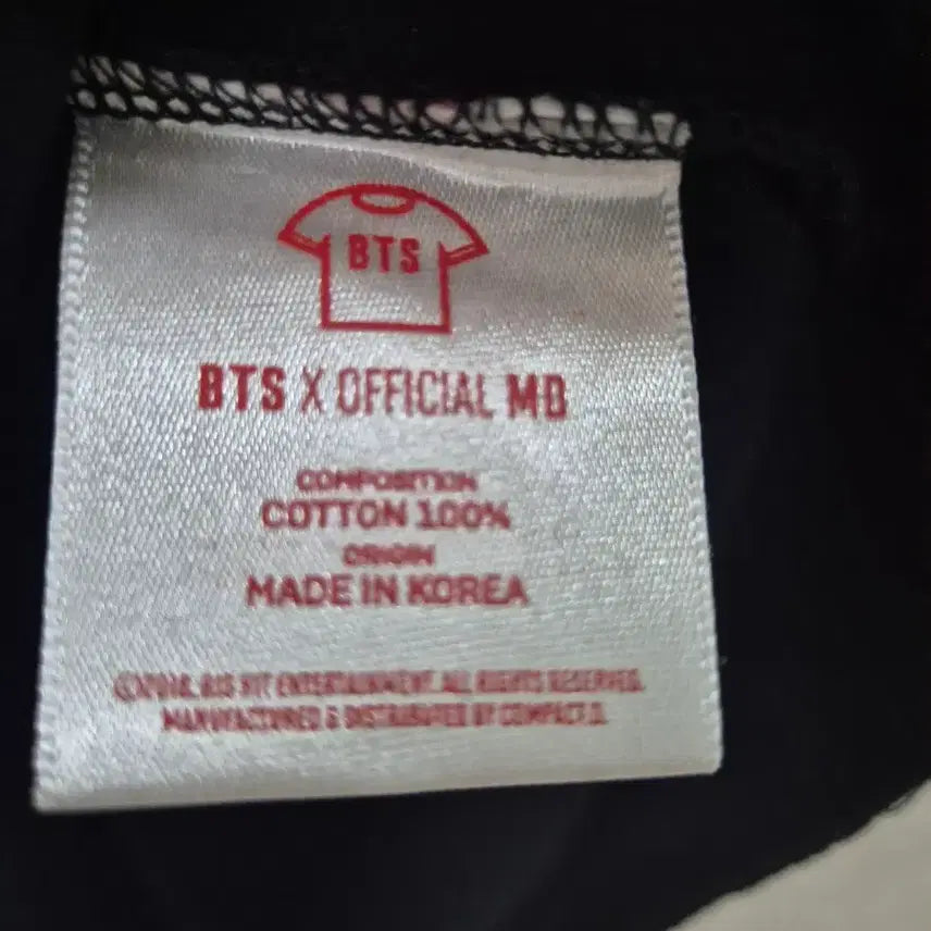 [BUNJANG] BTS World Tour Black Pocket T-Shirt / BTS 월드투어 블랙 티셔츠