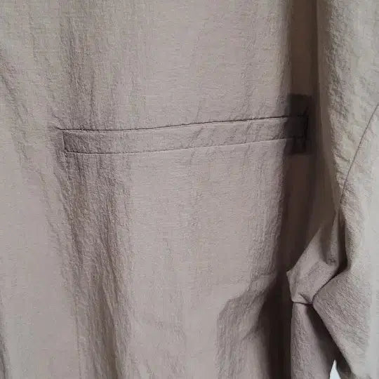 [BUNJANG] LIST
Shirt Long Dress Beige / 리스트 셔츠형 롱 원피스 베이지