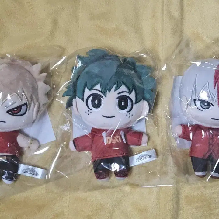 [BUNJANG] My Hero Academia Bakugo Midoriya Todoroki Red Costume Plush Bundle Set / 히로아카 누이구루미 레드 코스튬 / 바쿠고 미도리야 토도로키 인형 굿즈