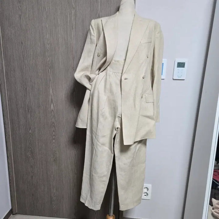 [SOLD OUT] 주말특가!!  띠어리 매장판 베이지색 린넨 정장 세트 0