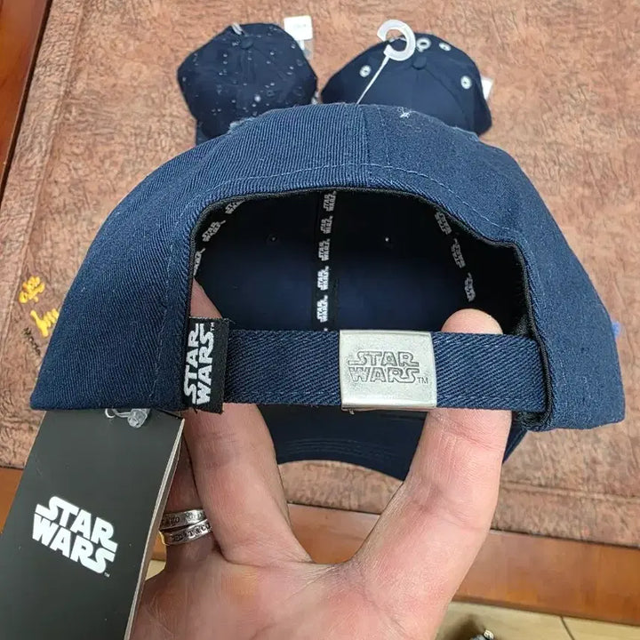 [BUNJANG] Star Wars Ball Cap Bundle Set / [새제품] 스타워즈 볼캡 모자 4종 일괄