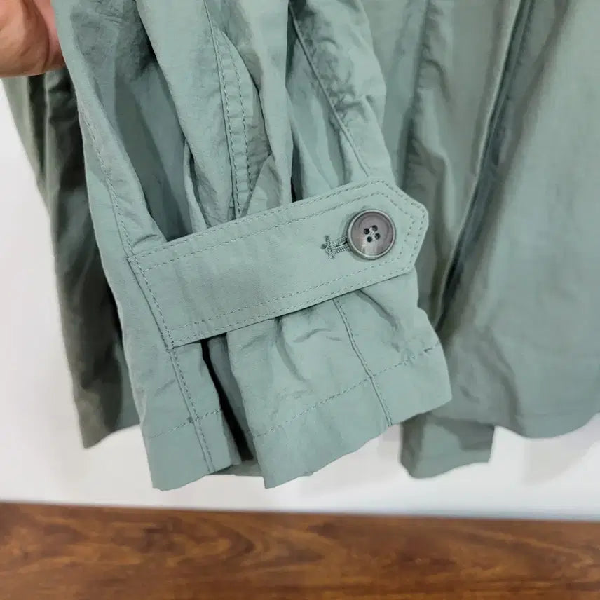 [BUNJANG] Vera Wang Windbreaker Jacket / 베라왕 바람막이 벨트 미사용 자켓 100