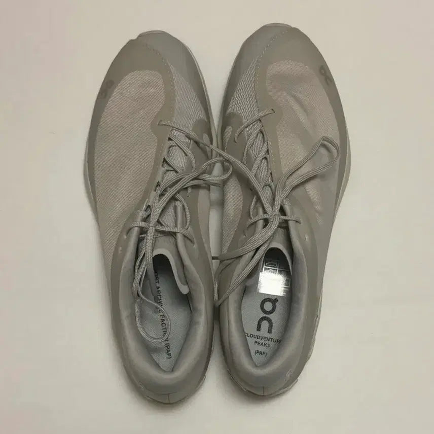 [SOLD OUT] 새상품 온러닝 파프paf 클라우드 벤쳐 아이스 문 260