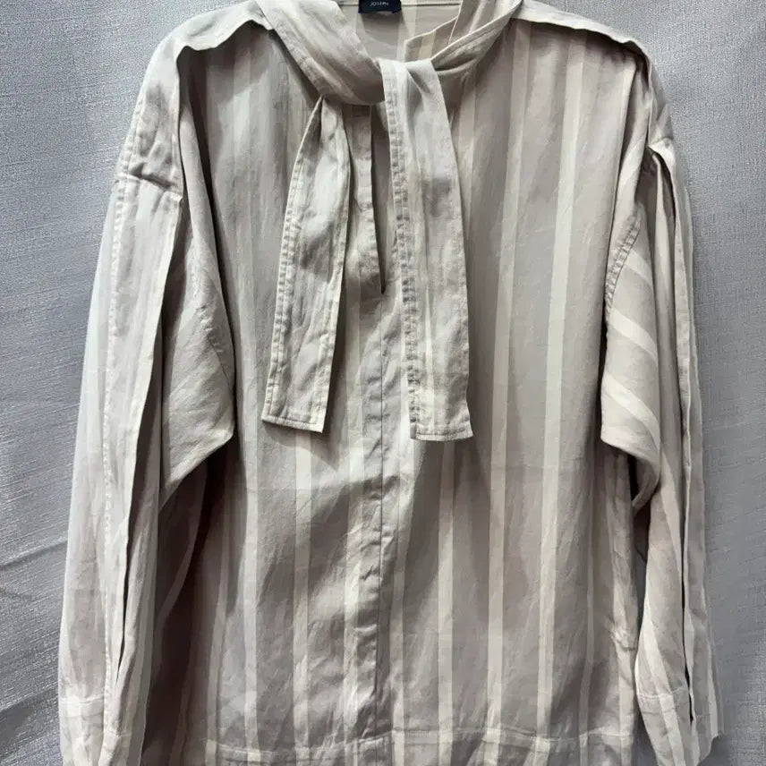 [BUNJANG] Joseph Silk Blend Tie Neck Blouse / 조셉 정품 타이 넥 실크혼방 블라우스 (55~66)