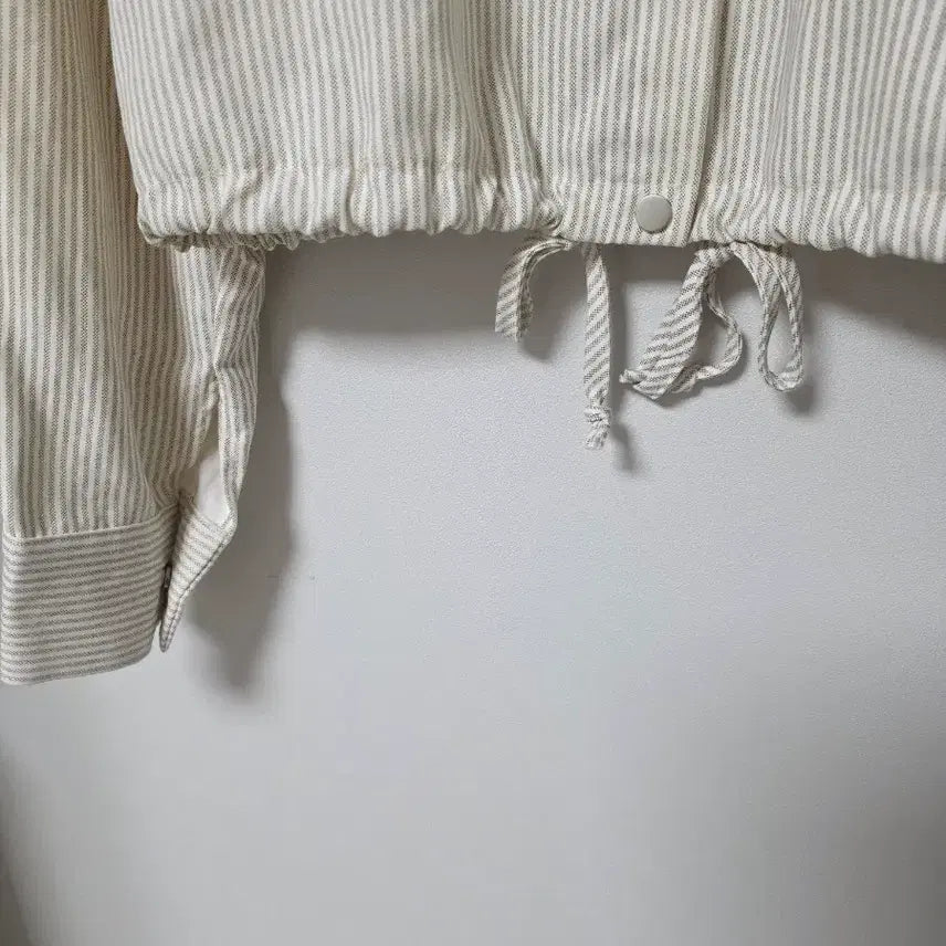 [BUNJANG] Striped Crop Jacket / 66~77/A급/크롭 봄여름가을용 스트라이프 자켓