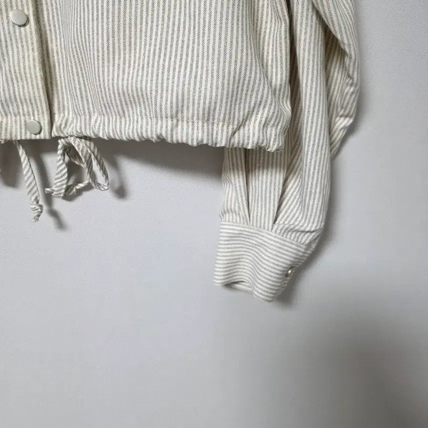 [BUNJANG] Striped Crop Jacket / 66~77/A급/크롭 봄여름가을용 스트라이프 자켓