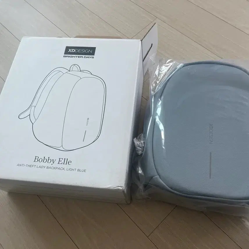 [BUNJANG] XD Design Barbie Elle Anti-theft Backpack Light Blue / (새것)엑스디 다자인 바비 엘르 여성 도난방지용 백팩 배낭 라이트 블루