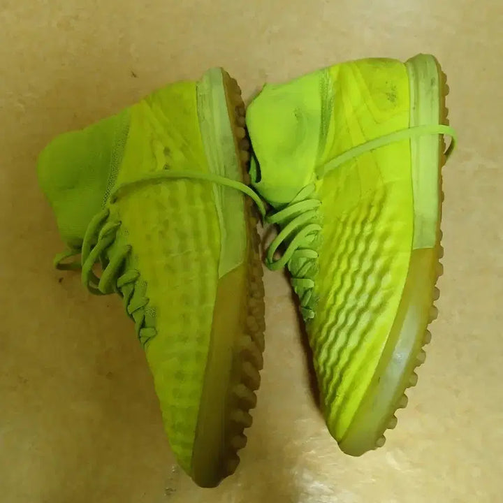 [SOLD OUT] 나이키 마지스타 프록시모 풋살화 255