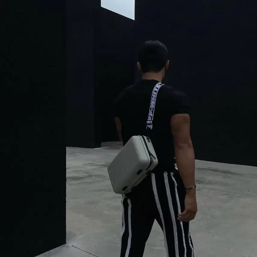 [BUNJANG] Off-White Crossbody Bag / 오프화이트 크로스백