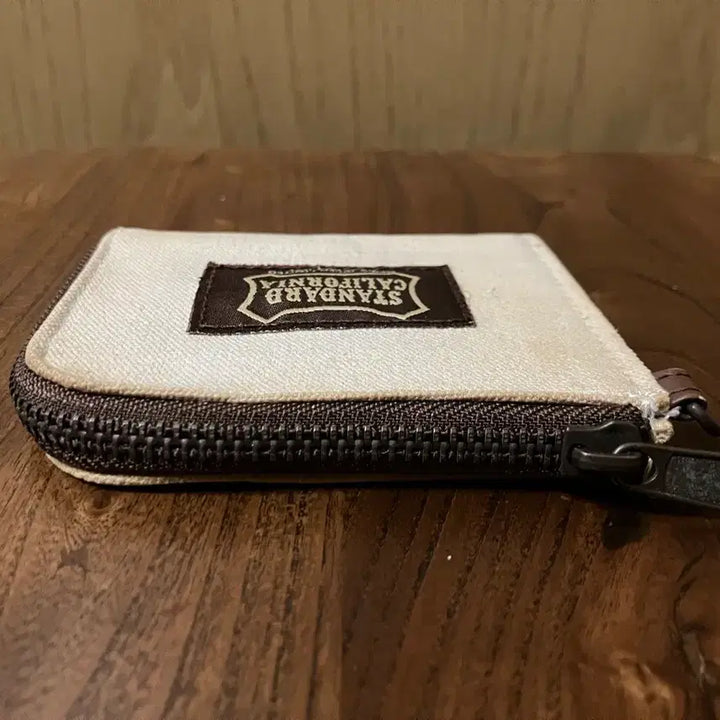 [SOLD OUT] 스탠다드캘리포니아 잡지부록 지갑 구제 빈티지