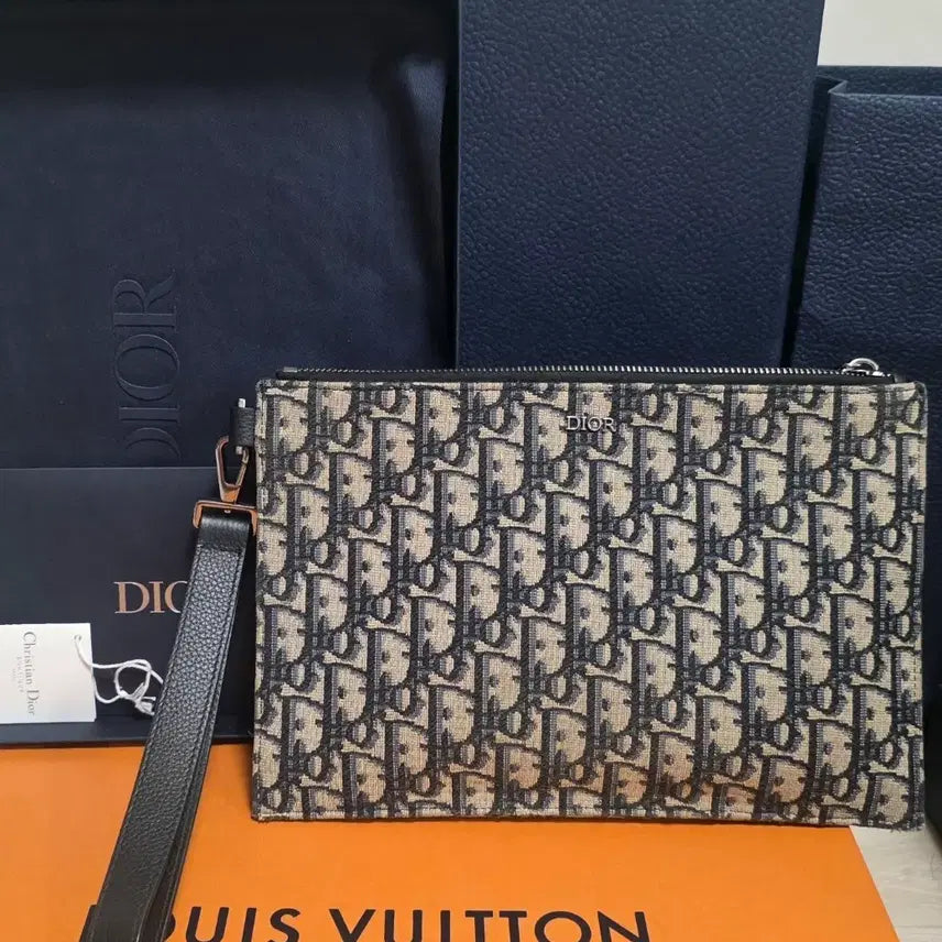 [BUNJANG] Dior Oblique A5 Clutch / 디올 오블리크 A5 클러치