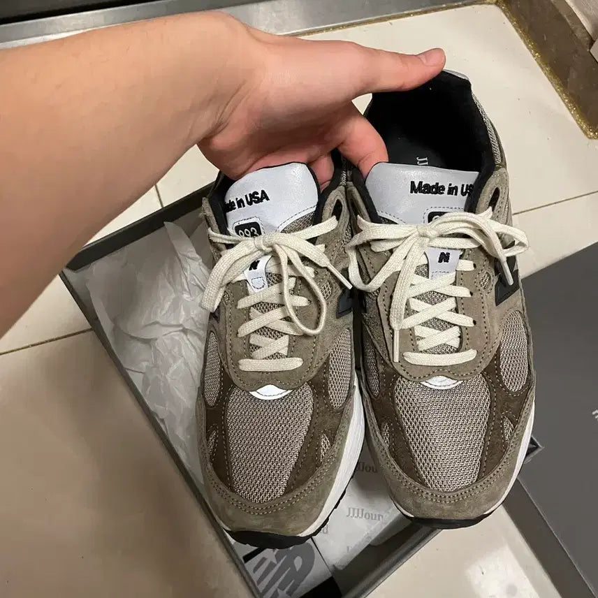 [BUNJANG] New Balance Jaund 993 Mushroom 275 / 뉴발란스 자운드 993 머쉬룸 275