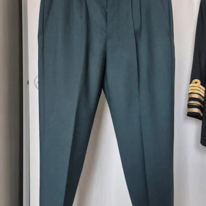 [BUNJANG] AMI Dark Green Pintuck Slacks / AMI 다크 그린 핀턱 슬랙스