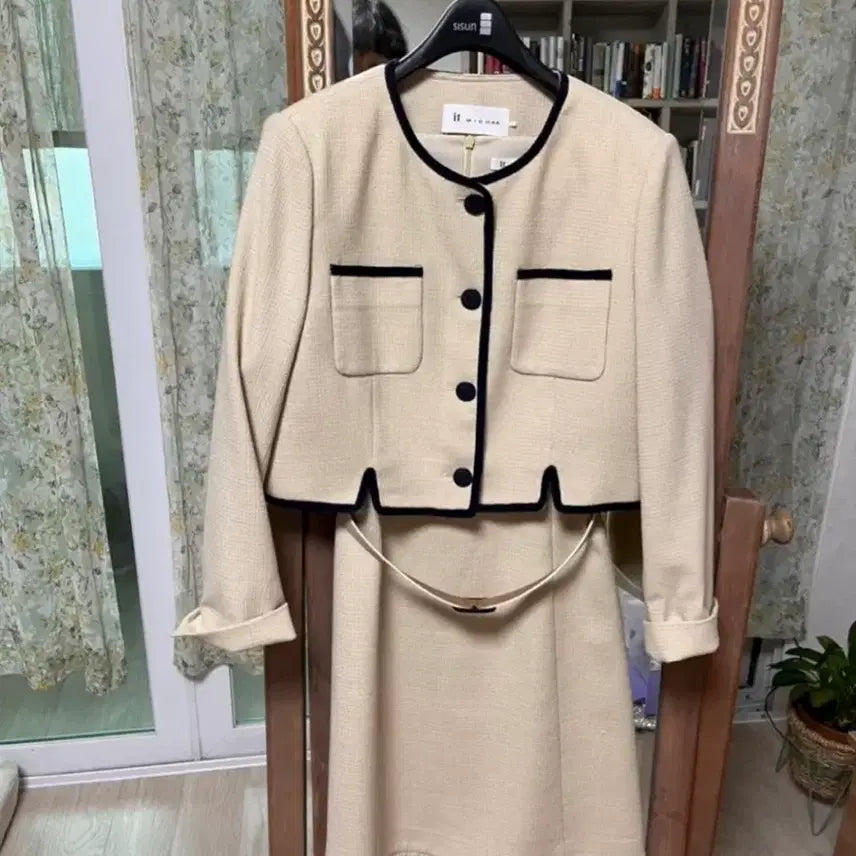 [BUNJANG] it Michaa Tweed Two-Piece Suit / it Michaa 잇미샤 트위드 투피스_55사이즈