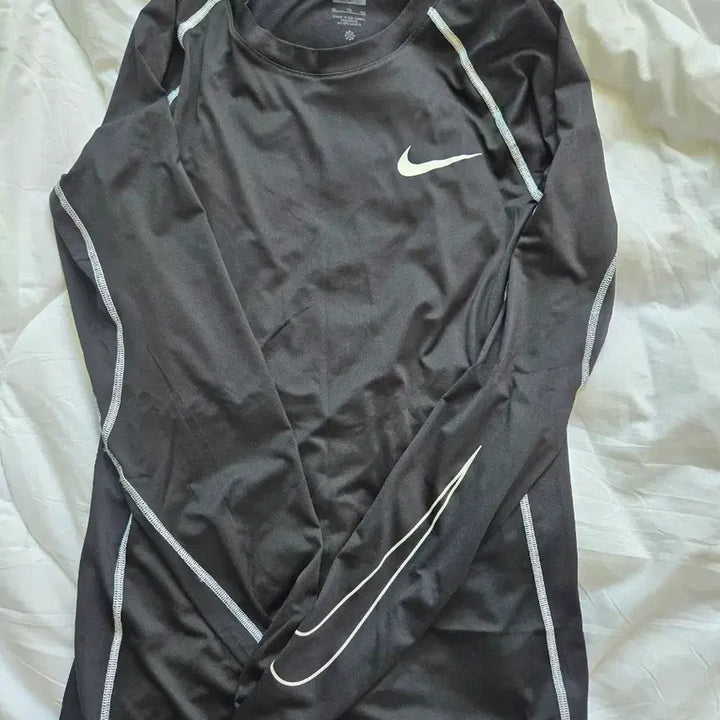 [BUNJANG] Nike Pro Dri-FIT Long Sleeve Shirt / 나이키 프로 드라이핏 타이트핏 롱슬리브