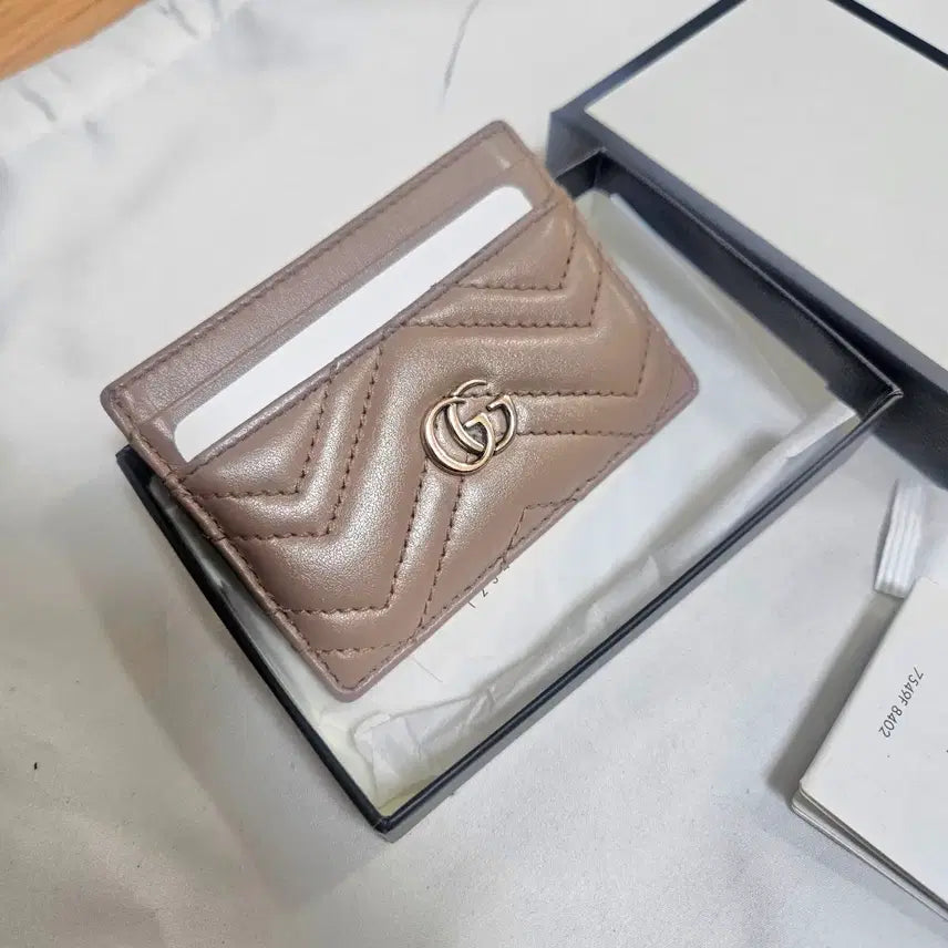 [SOLD OUT] 구찌 마몽 카드지갑 베이지  모델 443127