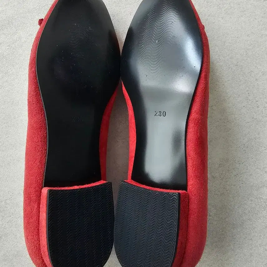 [BUNJANG] SLEEK Suede Ribbon Flat Shoes (Red) / SLEEK 스웨이드 리본 플랫슈즈 레드 (230)