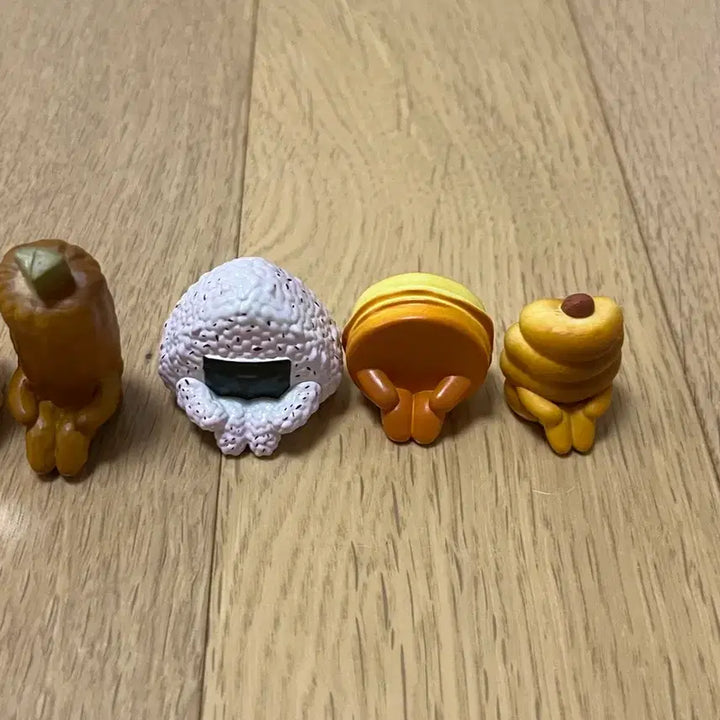 [SOLD OUT] 언제오려나 피규어 (오뎅/빵)