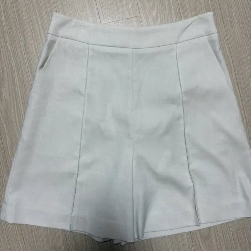 [BUNJANG] YourNameHere Shorts L Size / 유네미 아이보리 린넨 반바지 L 유어네임히얼