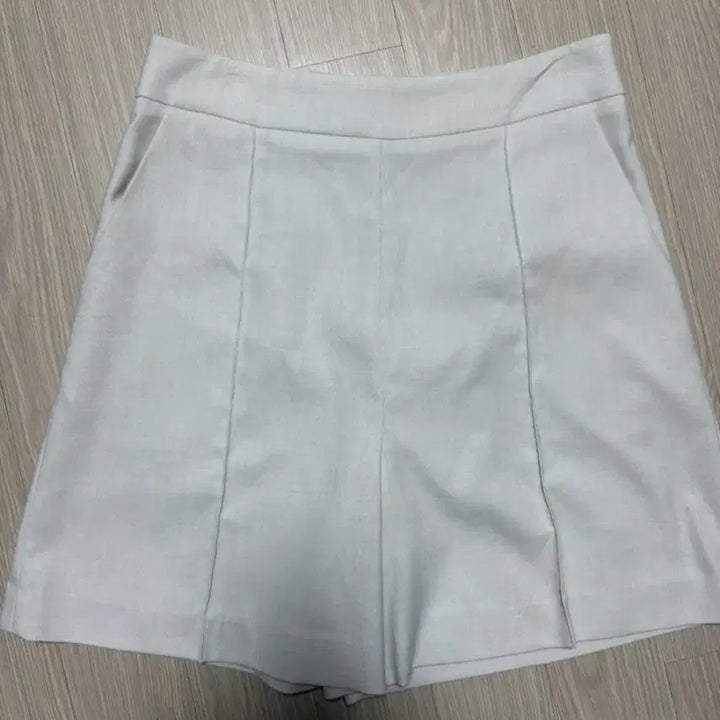 [BUNJANG] YourNameHere Shorts L Size / 유네미 아이보리 린넨 반바지 L 유어네임히얼