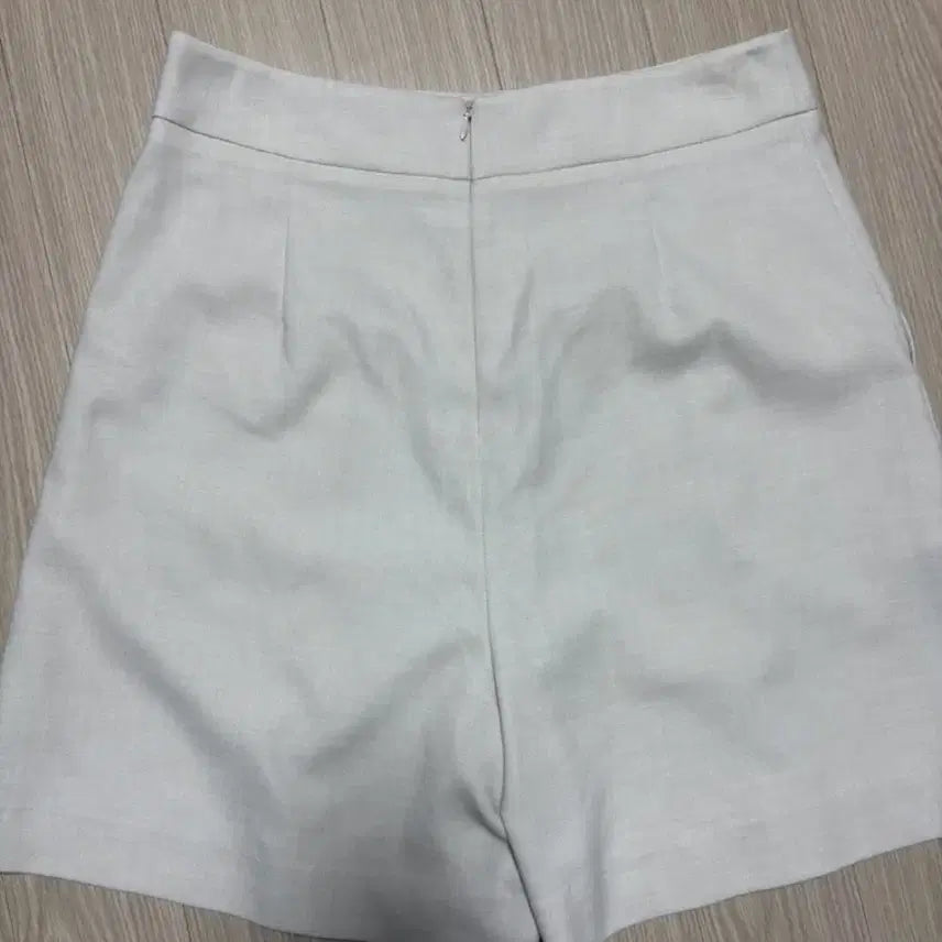 [BUNJANG] YourNameHere Shorts L Size / 유네미 아이보리 린넨 반바지 L 유어네임히얼