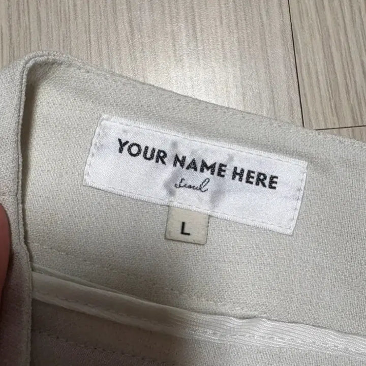 [BUNJANG] YourNameHere Shorts L Size / 유네미 아이보리 린넨 반바지 L 유어네임히얼