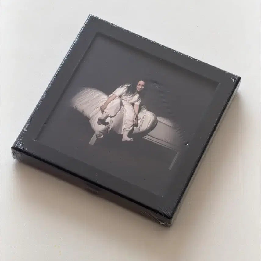[BUNJANG] Billie Eilish Debut Album 7-inch LP Box Set (Sealed) / 빌리 아일리시 1집, 데뷔 앨범 7인치 LP 박스 세트 한정반 (미개봉)