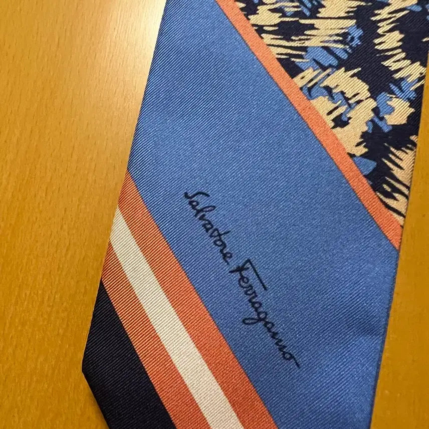 [BUNJANG] Salvatore Ferragamo Silk Bando Scarf / 정품  살바토레 페라가모 실크 방도 스카프