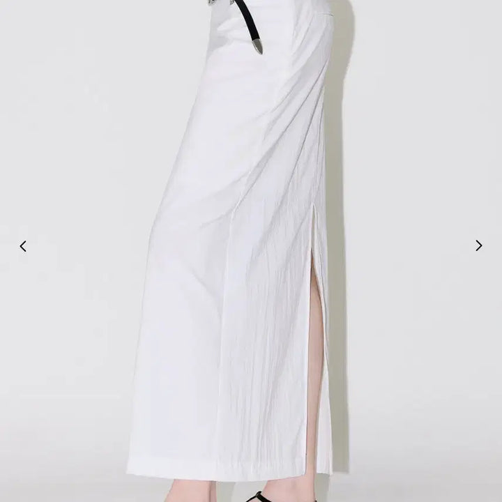 [SOLD OUT] 문트 크링클 세미 로우웨이스트 맥시 스커트